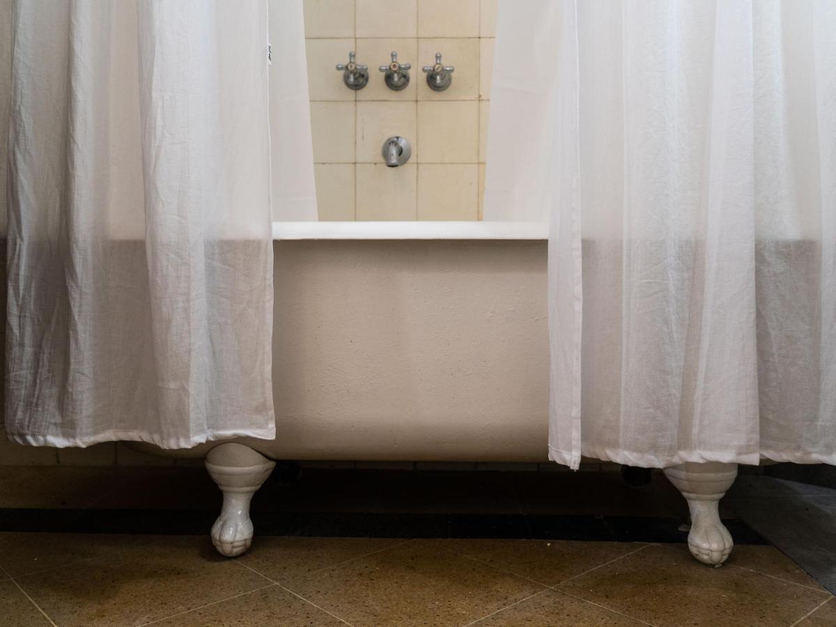 Planta Alta Ba Quarto em Acomodações Particulares